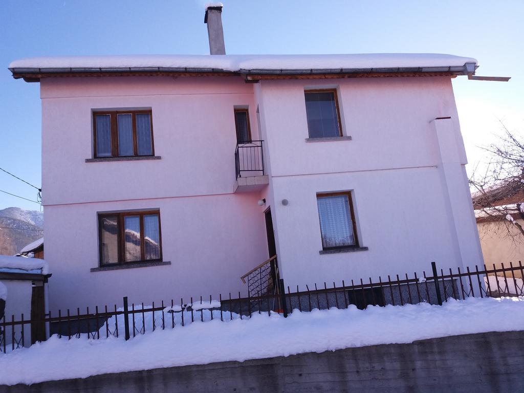Guest House Ahp Mala Carkva Kültér fotó
